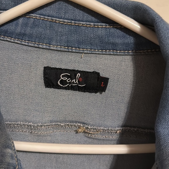 Jean jacket - Picture 2 of 3